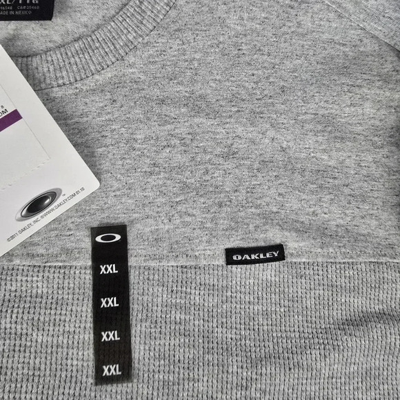 NWT Oakley Mountain Drive Thermal Sz XXL Gray Pullover Crew Neck Long Sleeve - Picture 5 of 11